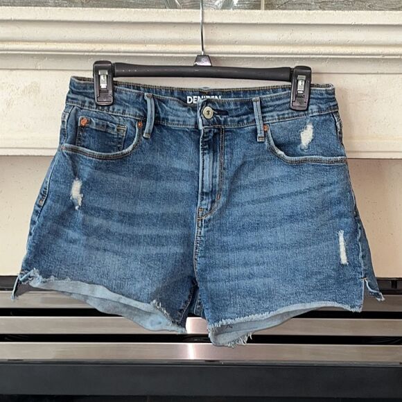 Denizen From Levis High-Rise Jean Shorts Size 6 - Picture 1 of 9